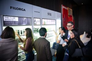 42.DELLA_20260906_DANIELFLOREZ_SOCIALES